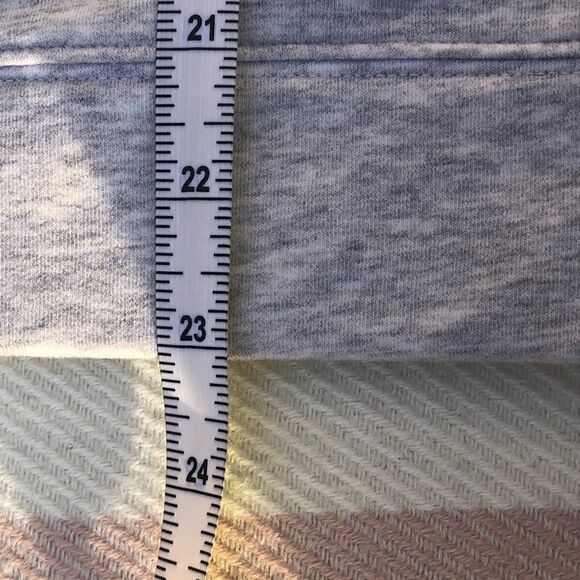 Lucy Activewear 2 Tone Gray Long Sleeve Sweatshirt - Picture 8 of 10